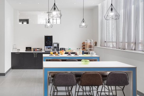 1 bedroom private hall to rent - Photo 1