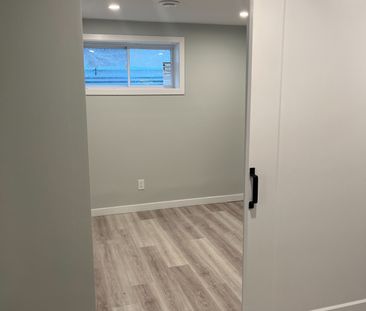 For Lease - 4187 NAVAN Road Unit# B, Orleans - Cumberland and Area,... - Photo 6