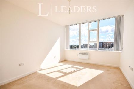 1 bedroom flat to rent - Photo 5