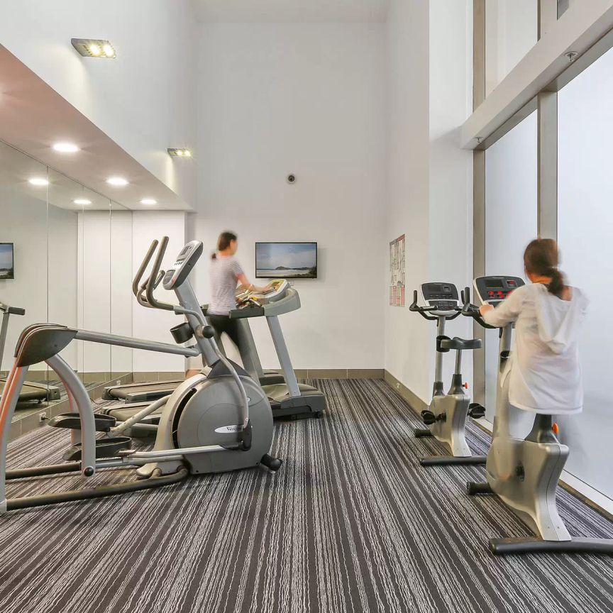 MGM MARTIN - TWO BEDROOM APARTMENT - Photo 1