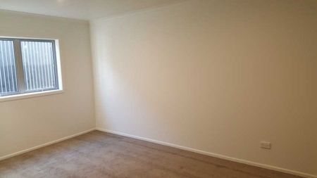 The locality of this home cannot be beaten – not only are you in the CBD but you are within walking distance to local amenities including supermarkets, public transport, gyms and cafes making this central living at its best. - Photo 2