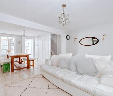 Prospect Place, WORTHING - Photo 1