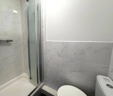 Room 13 Humphrey Street, Ince, , UK - Photo 6