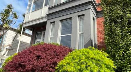 Spacious Fully Furnished Studio Room for 2026 - Photo 4