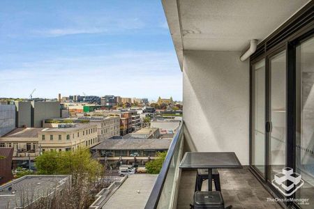 2 Bedroom Apartment - Photo 2