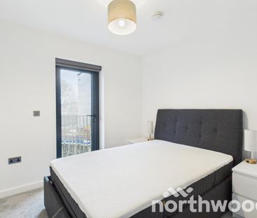 2 bedroom flat to rent - Photo 4