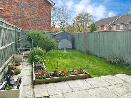 3 bedroom terraced house to rent - Photo 4