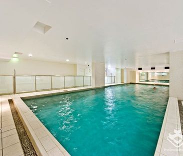 Spacious 2 bedroom 2 bathroom apartment in Chatswood CBD - Photo 2