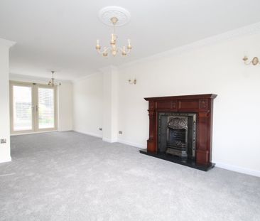 3 bedroom detached house to rent - Photo 3