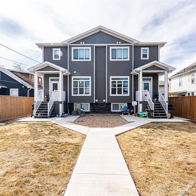 Charming 3 Bedroom, 2.5 Bathroom in Lacombe - Pet-Friendly! - Photo 1