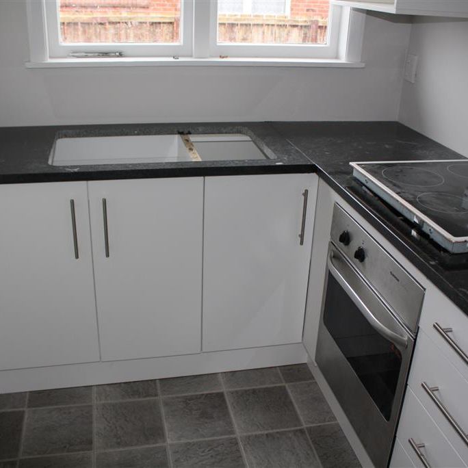 MANGERE EAST - 2 bedroom home - Photo 1