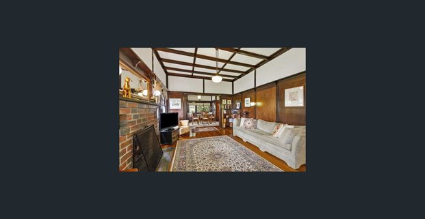 AN EAGLEMONT GEM - Photo 1