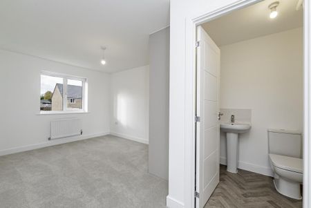 3 bedroom semi-detached house to rent - Photo 5