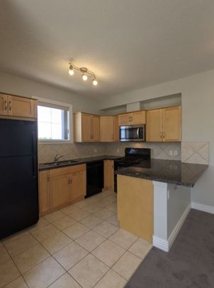 168 Saint Moritz Drive Southwest, Calgary - Photo 1