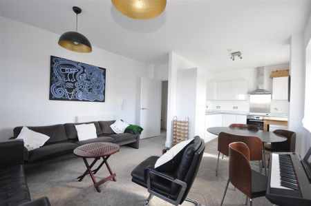 2 bedroom apartment to rent - Photo 2