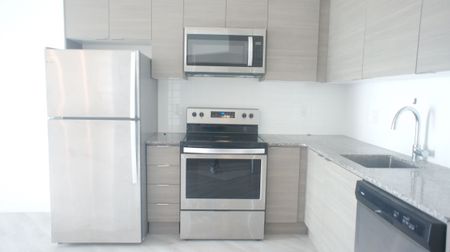 For Lease - 621 Sheppard Avenue Unit# 355, Toronto, Ontario - Photo 4