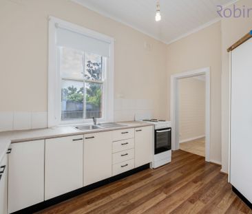 Two bedroom home on large block in quiet street - Photo 6