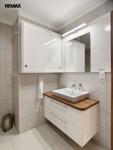 Pronájem bytu 2+kk 72 m² - Photo 4