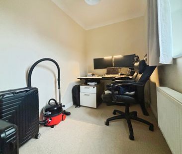 2 bedroom coach house to rent - Photo 3