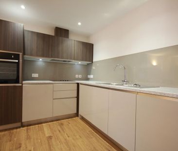 1 bedroom apartment to rent - Photo 2