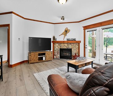 For Lease - 184 Snowbridge Way Unit# 101, Blue Mountains, Ontario - Photo 2