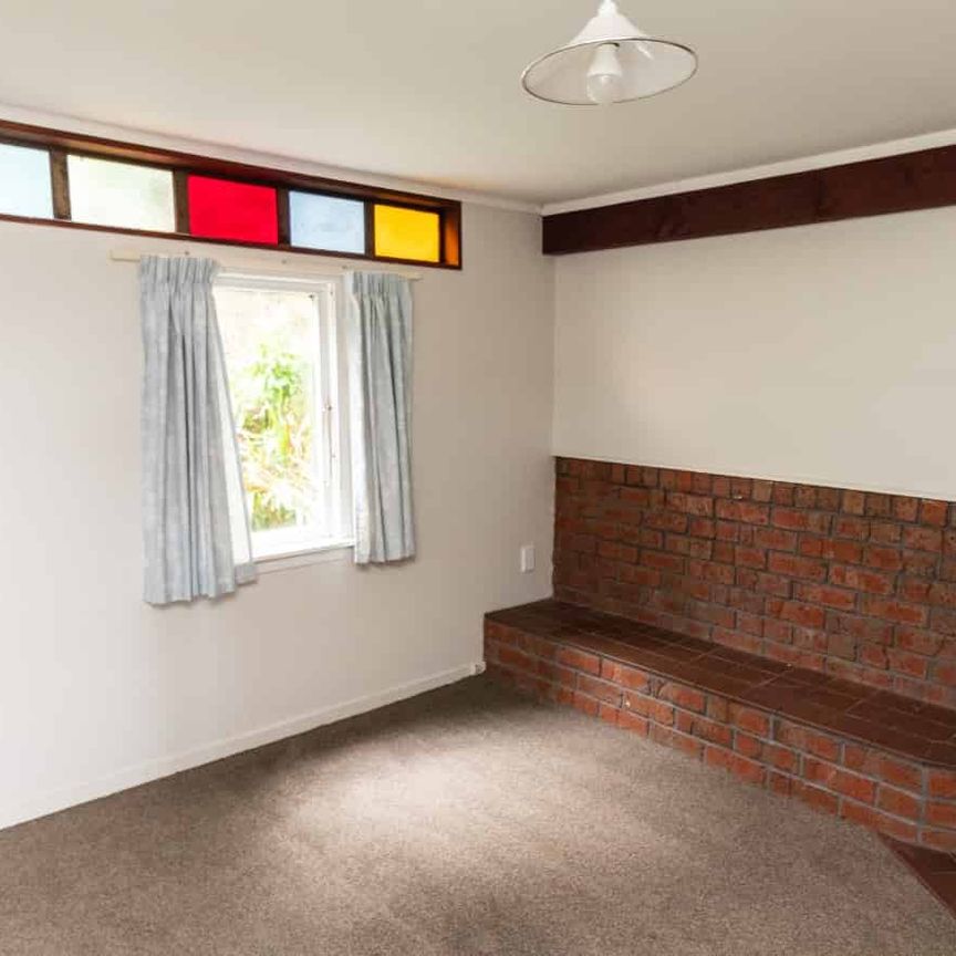 5 bedroom flat in Highbury with views - Photo 1