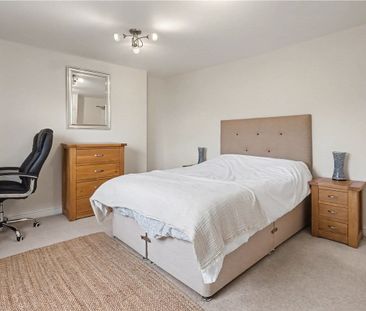 A beautifully presented and spacious furnished apartment set over t... - Photo 3