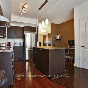 Burnhamthorpe & Confederation Furnished Luxury 1Bdrm Spacious Unit - Photo 2