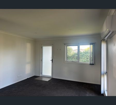 2/97 Old Bass Highway, Wynyard, Tas 7325 - Photo 5