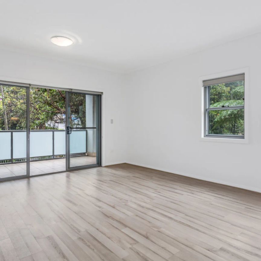 Unit 8/1689 Pacific Highway, - Photo 1