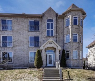 Grand 3 1/2 à Loué - Photo 1