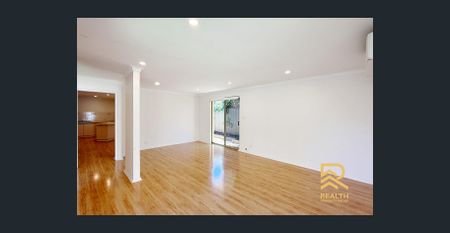 Perfect balance of modern living and low-maintenance lifestyle. - Photo 5