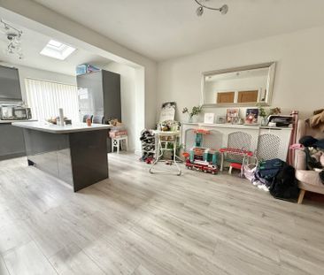 Windmill Road, Coventry - - Photo 3