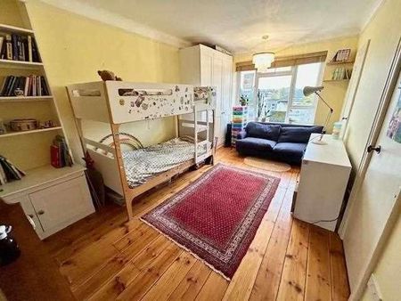 Rutland Court, New Church Road, Hove, BN3 - Photo 2