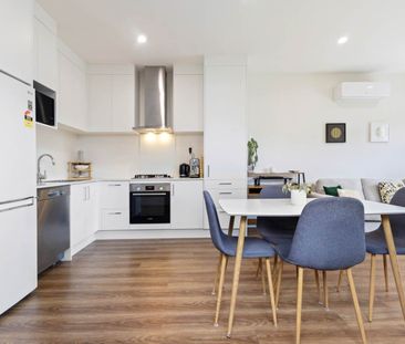 Modern Three- bedroom Totara Park home! - Photo 6