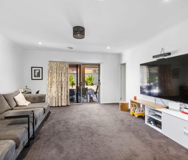 Modern Family Living in a Peaceful Jackass Flat Setting - Photo 6