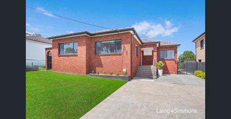 Freshly Renovated & Well-Present Home - Photo 5