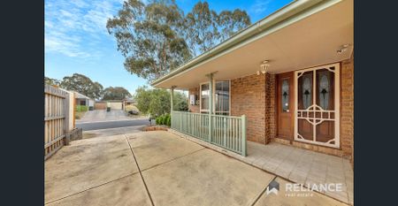 Family Living in a Sought-After Seabrook Location - Photo 3