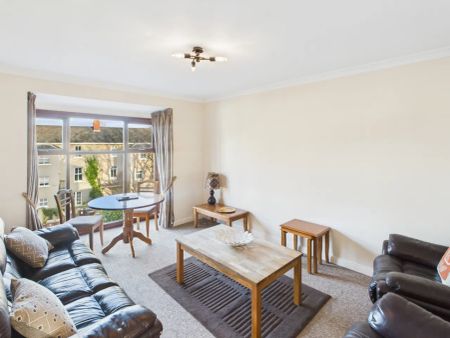 Flat 11, Kingsley Court 203-205 - Photo 2