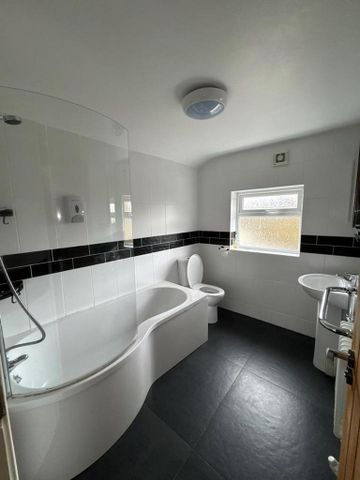 3 bedroom property to rent - Photo 4