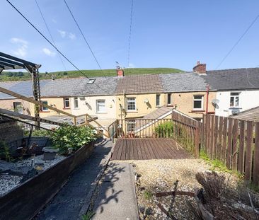 2 bedroom terraced house to rent - Photo 6