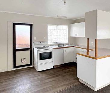 TWO BEDROOM IN FOXTON - Photo 4