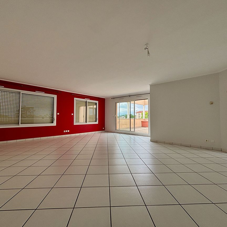 Location Appartement 4 pièces 124m² - Photo 1