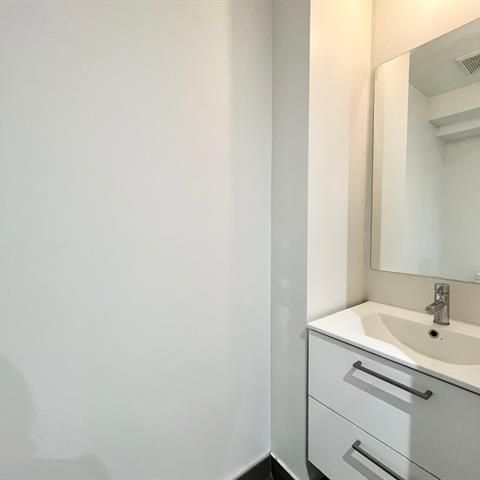 1212 Rue Bishop - Photo 1