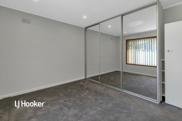 Neat and Tidy Family home! - Photo 1