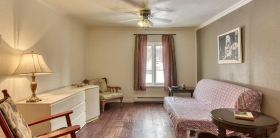 MAGNIFIQUE APPARTEMENT DE QUATRE CHAMBRES DONNANT SUR LE LAC! - Photo 2