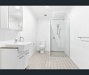 Modern courtyard apartment - National Rental Affordability Scheme (... - Photo 4