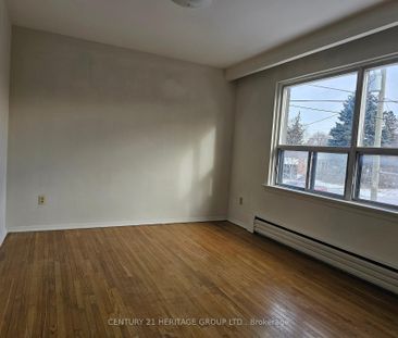 For Lease - 423 Pharmacy Avenue Unit# 3, Toronto, Ontario - Photo 2