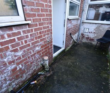 Parkhouse Street, Openshaw, Manchester - Photo 5