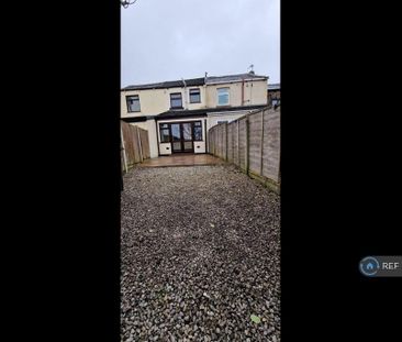 2 bedroom terraced house to rent - Photo 2